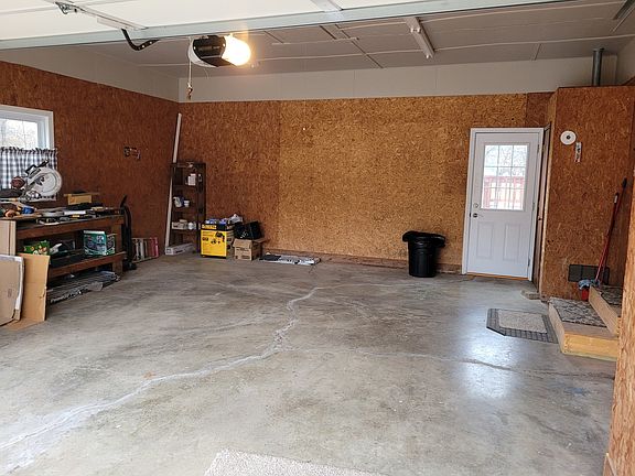 3rd image of 5354 E State Highway 15