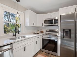 82 Timber Ln, Springfield, MA 01119