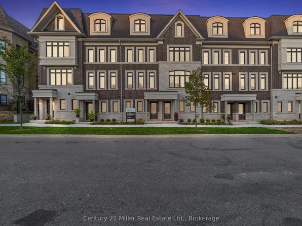 2150 Trafalgar Rd #52, Oakville, ON L6H 6K7