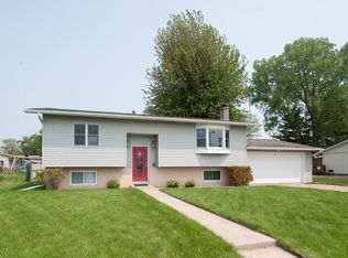 209 West Ave, Holmen, WI 54636