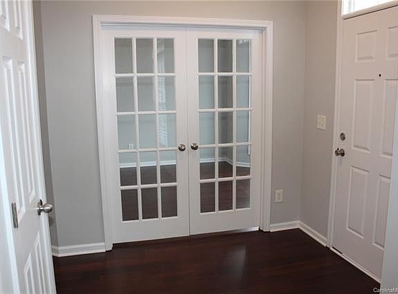 3rd image of 1832 White Cedar Dr