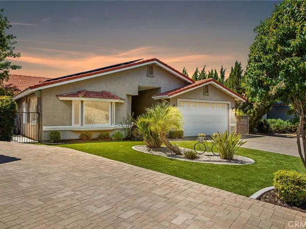 30201 Spray Dr, Canyon Lake, CA 92587