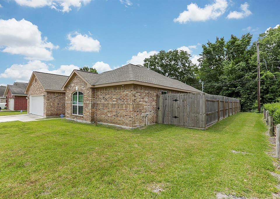 1st image of 3908 Kilkenny Dr