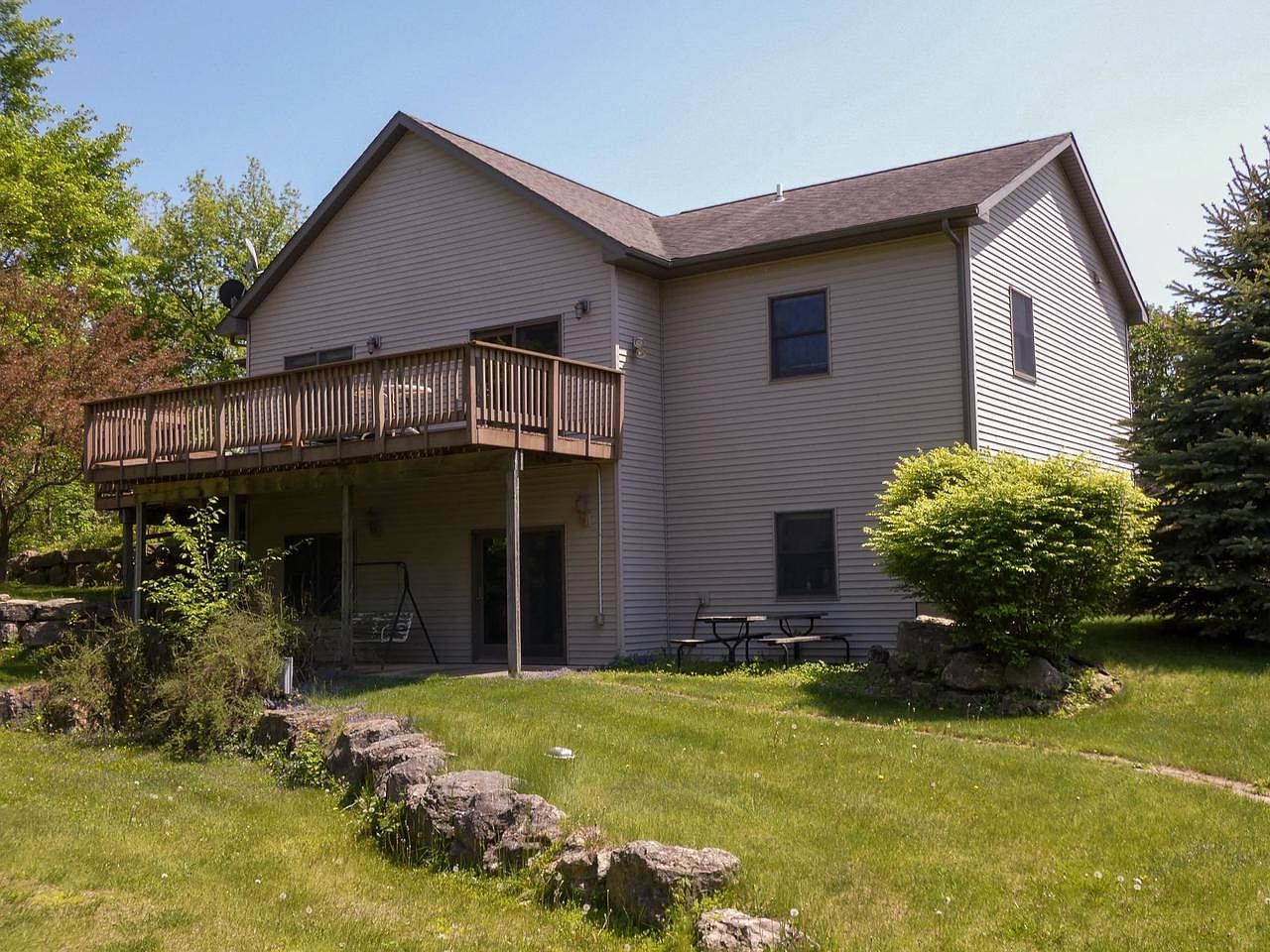 8226 Valley View ROAD, Mount Hope, WI 53816 Zillow