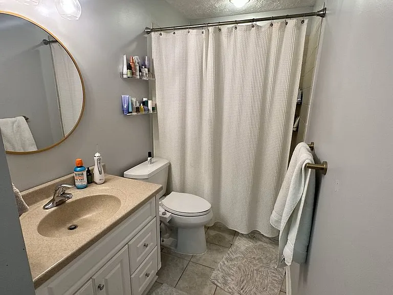 Upstairs Bathroom