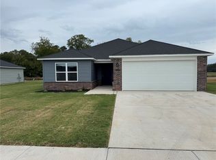 1405 E Latium St, Siloam Springs, AR 72761