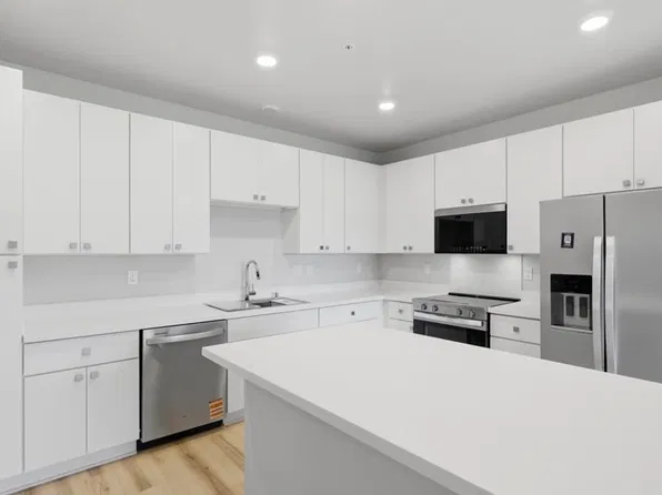 91-3529 Nana Hope St #1307, Ewa Beach, HI 96706