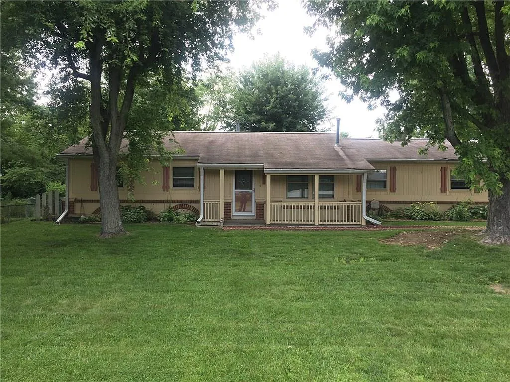 3156 S Hartman Dr photo 1