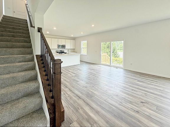 3rd image of 110 Obrien Ct #14