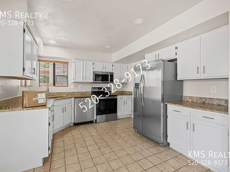 3060 W Country Hill Dr — Photo 9