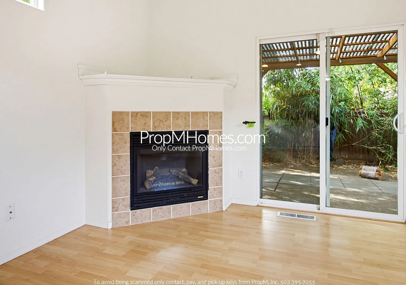 Charming Three Bedroom Home in Portland - Landscaping Included! — Photo 4