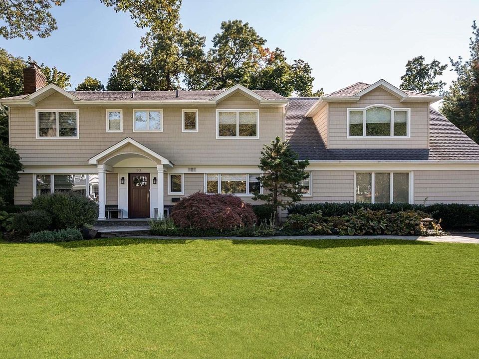 1st image of 90 Redwood Drive