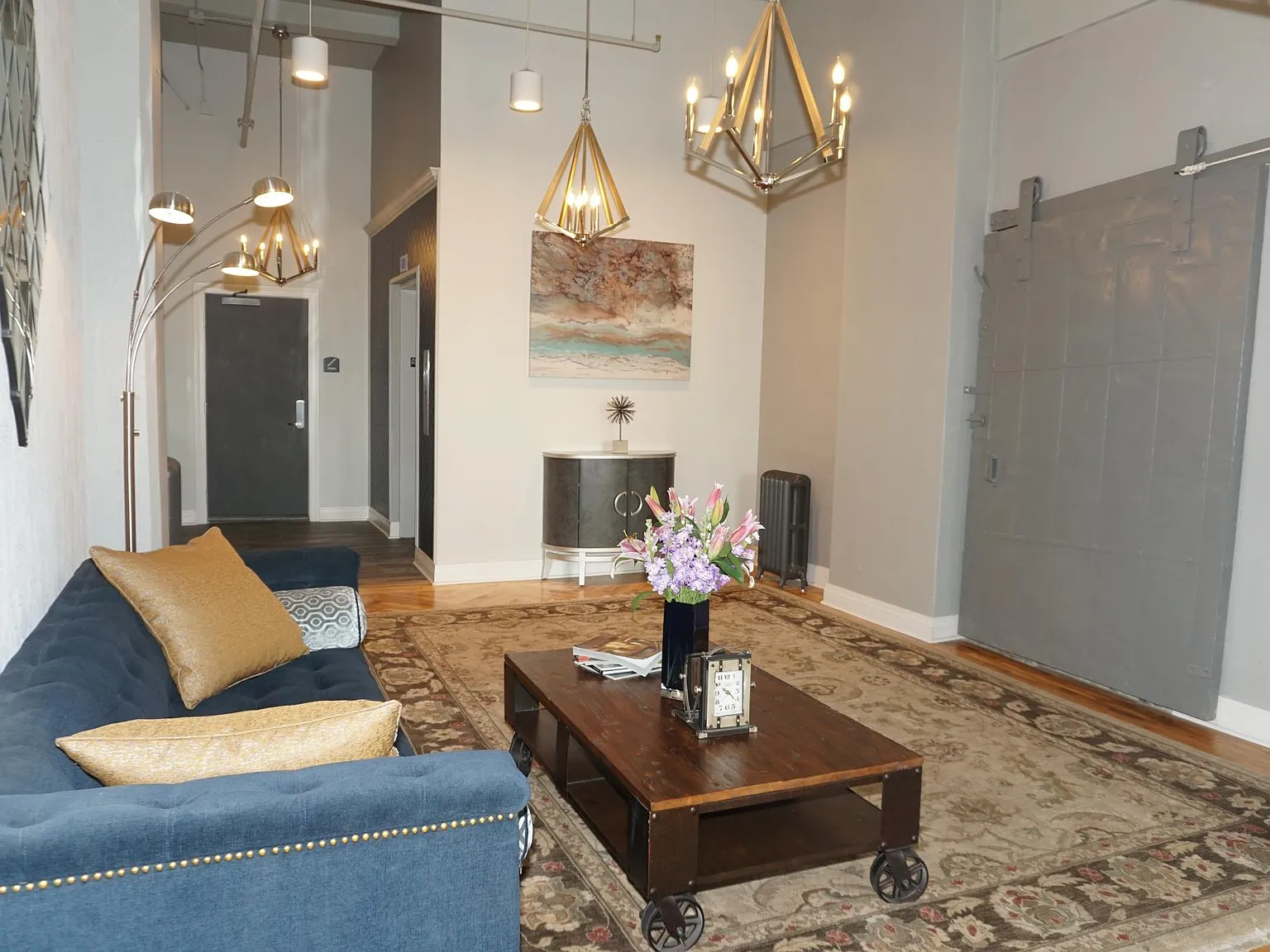 2 bed, 1100 sqft, $2,400 — Photo 4