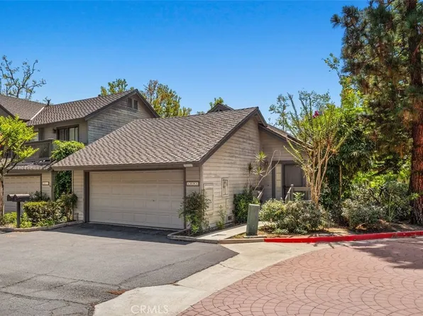 1091 Stone Brook Ln, Costa Mesa, CA 92627