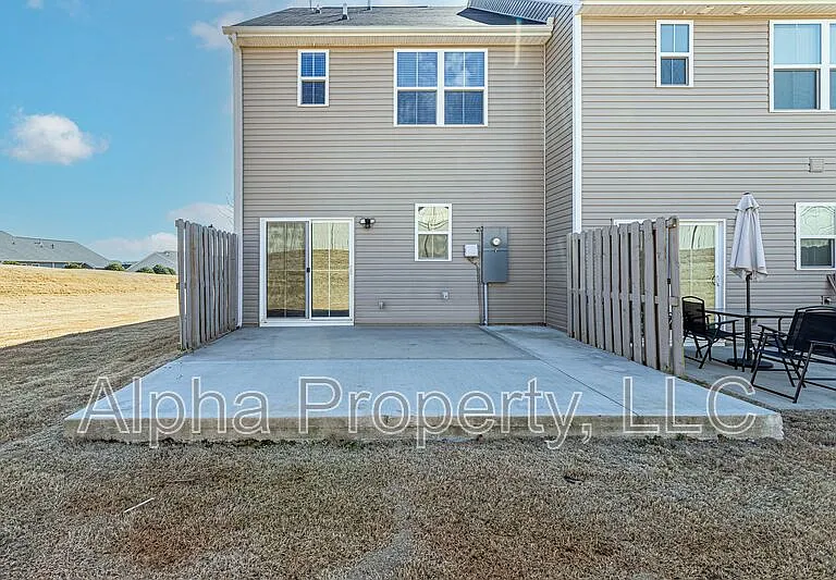 300 Huntingdale Pl — Photo 22
