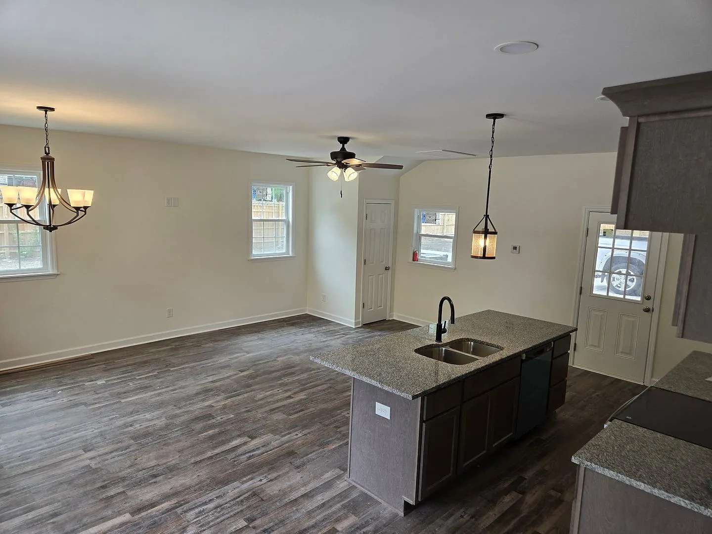 308 Pearson Street — Photo 3