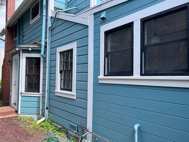 302 Main St — Photo 4