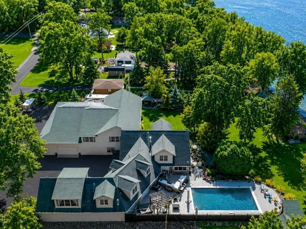 9805 Sharon Pl NW, Rice, MN 56367
