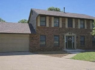 1993 Mapleleaf Dr, Collinsville, IL 62234