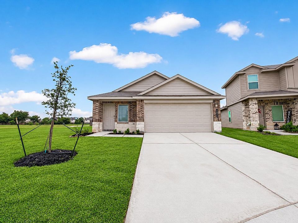1st image of 2074 Legacy Hills Dr