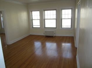 4906 N Monticello Ave, Chicago, IL 60625