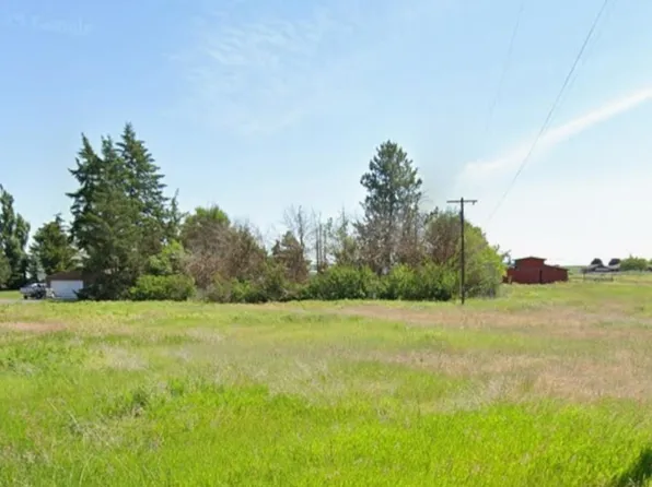 8th St, Davenport, WA 99122