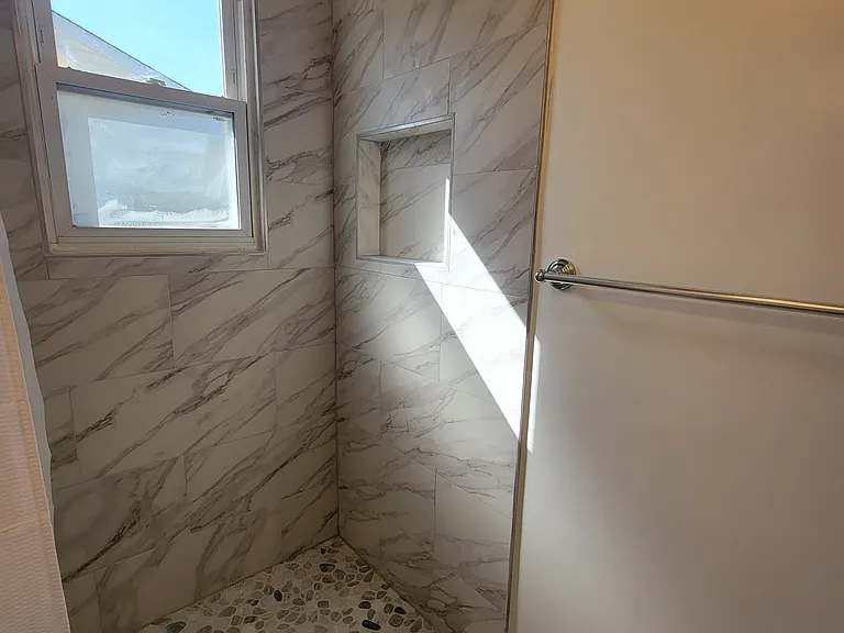 3902 Elmwood Dr — Photo 9