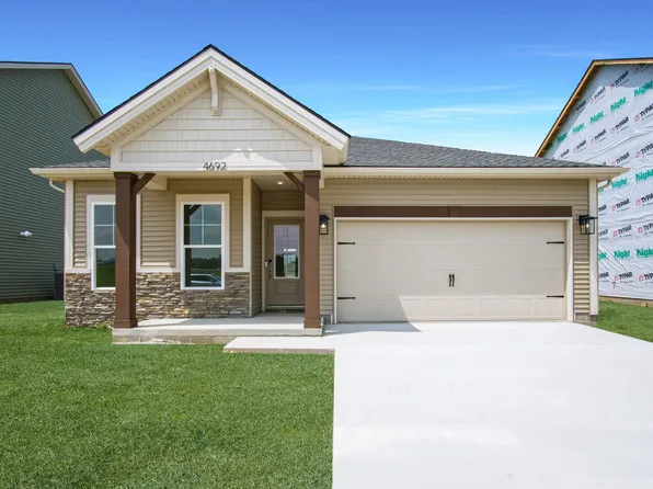 4692 Chelmsford Dr, Newburgh, IN 47630