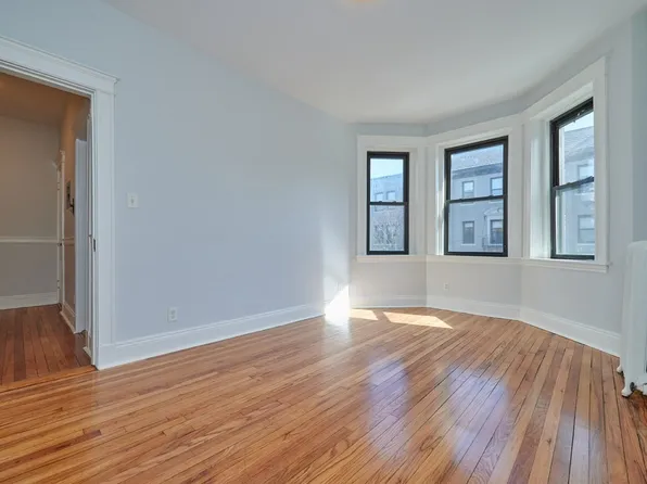 39 Glenville Ave APT 9, Allston, MA 02134