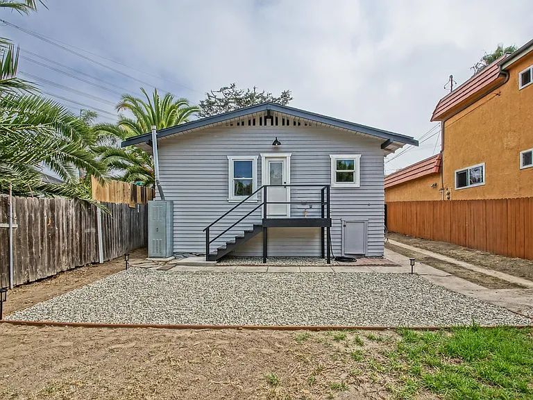 827 N Lucia Ave — Photo 27