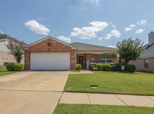 3810 English Oak Dr, Garland, TX 75043