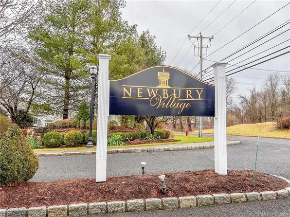 222 Still Water Circle #222, Brookfield, CT 06804