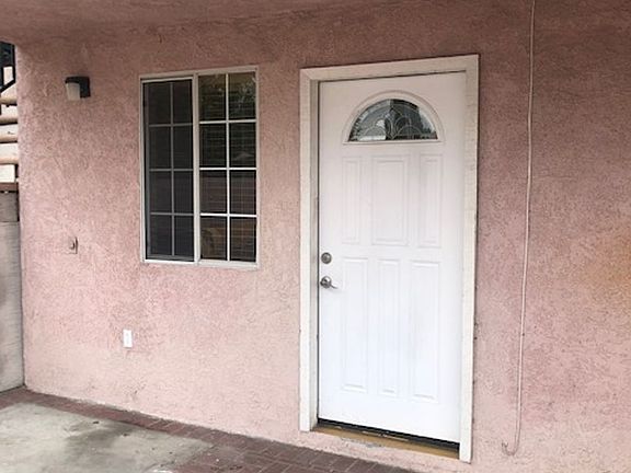 3rd image of 4044 Louise St Unit 2