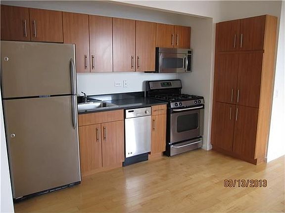 4th image of 20 West St APT 38D