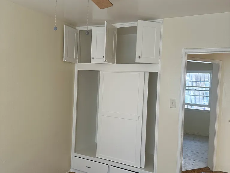 2417 Magnolia Ave #2 — Photo 5