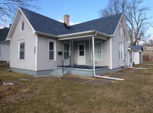 317 W Webster St, Clinton, IL 61727