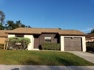 10709 Meadowlea Cir W, Jacksonville, FL 32218