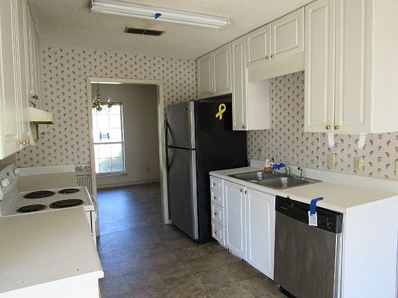 2nd image of 189 Green Willow Dr