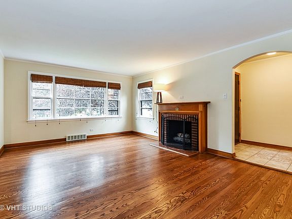 2nd image of 9107 Sproat Ave