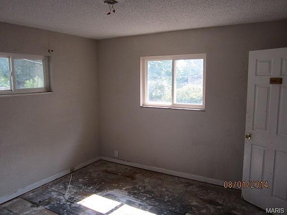 5th image of 8039 Noel Ct