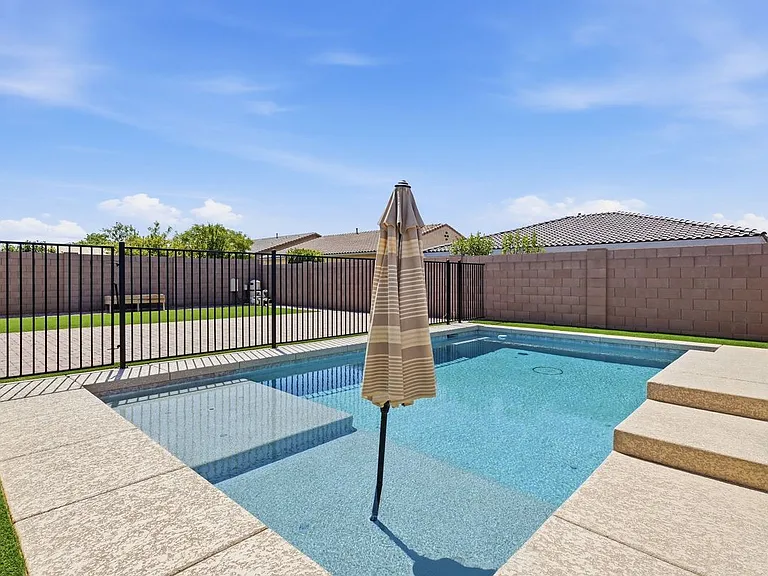 10631 E Thatcher Ave — Photo 35