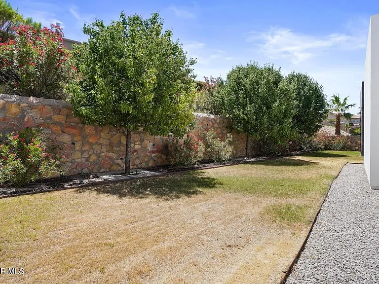 6324 Via Serena Dr — Photo 5