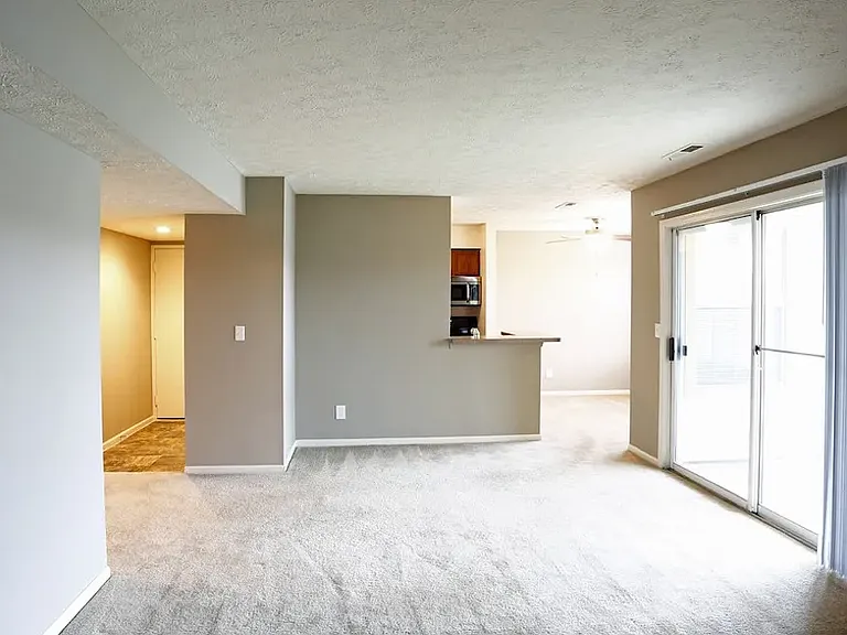 Classic Triple Crown
2bed2bath
