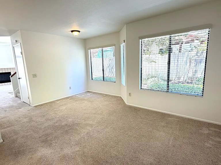 2060 Coolngreen Ln — Photo 5