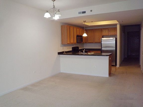 Lovely and Spacious Kitchen