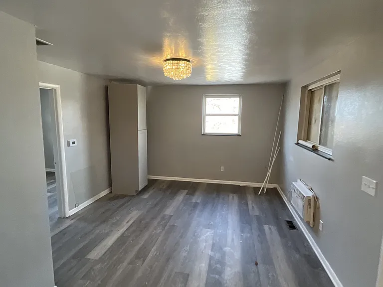 2257 Hepburn Ave #B — Photo 2