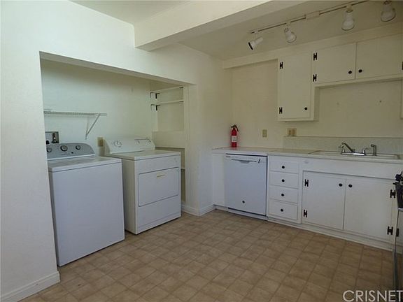 Washer and dryer included
