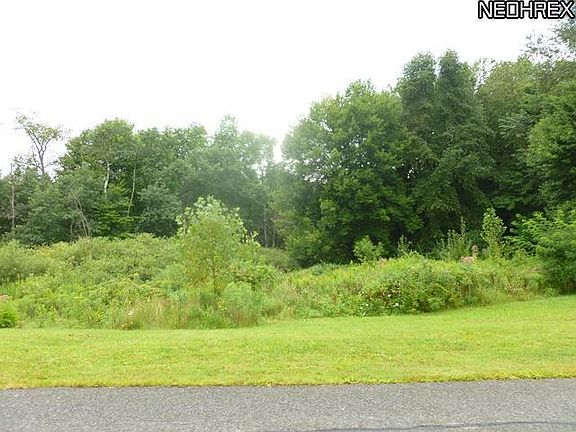 3rd image of 8441 Garfield Dr