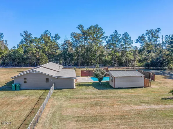 4345 Lakewood Dr, Marianna, FL 32448