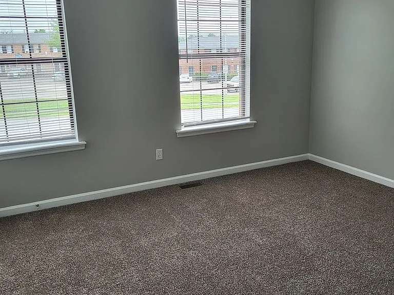 192 S Killarney Ln — Photo 7